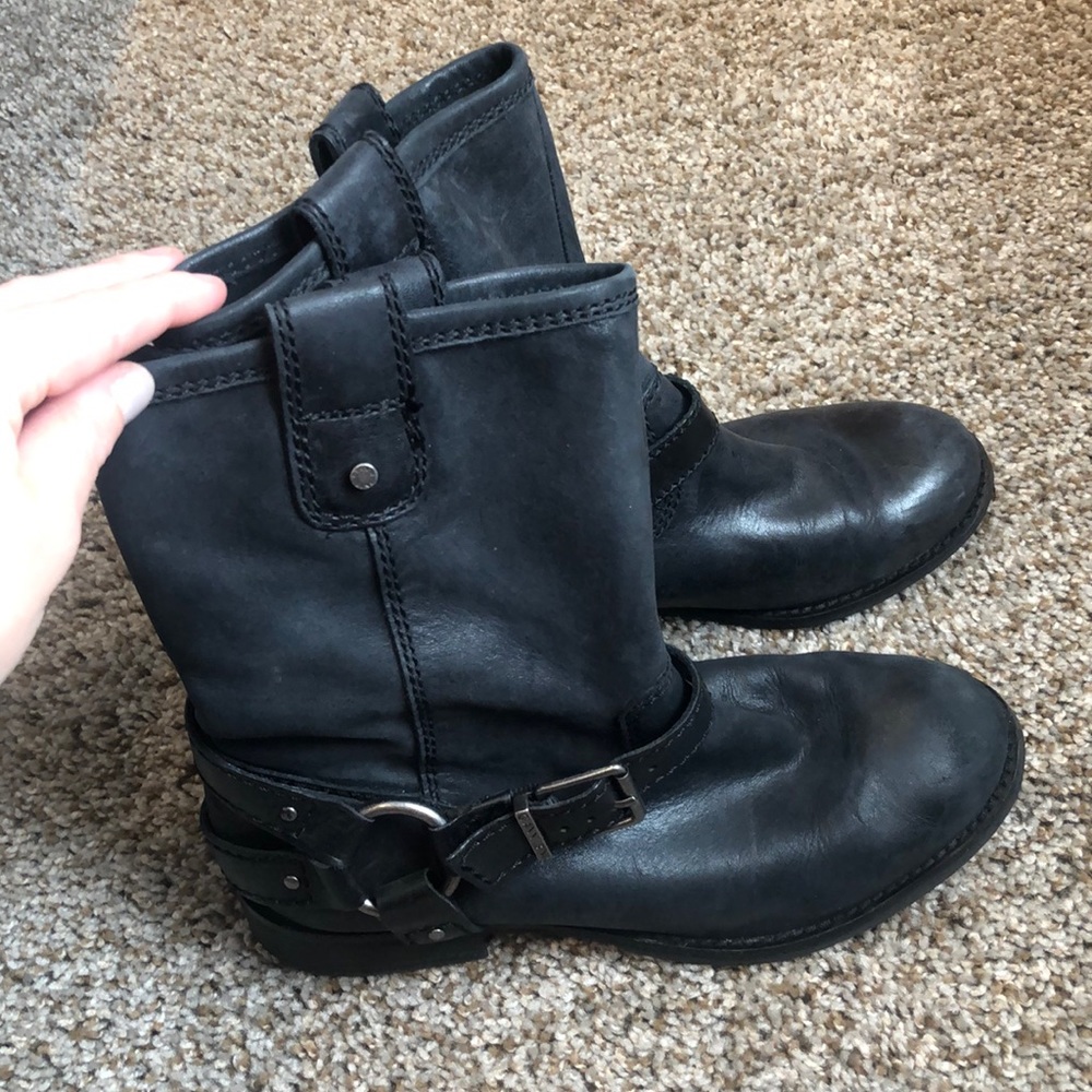 Moto boots